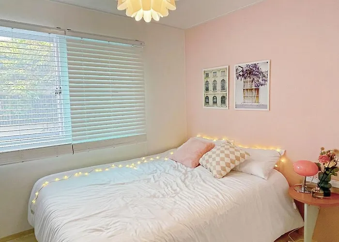 Macaron Up To 6 People Mangwon Market Hongdae Hanriver Concert 2r3b 2f Kpop Apartamento