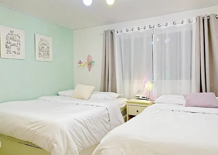 Macaron Up To 6 People Mangwon Market Hongdae Hanriver Concert 2r3b 2f Kpop